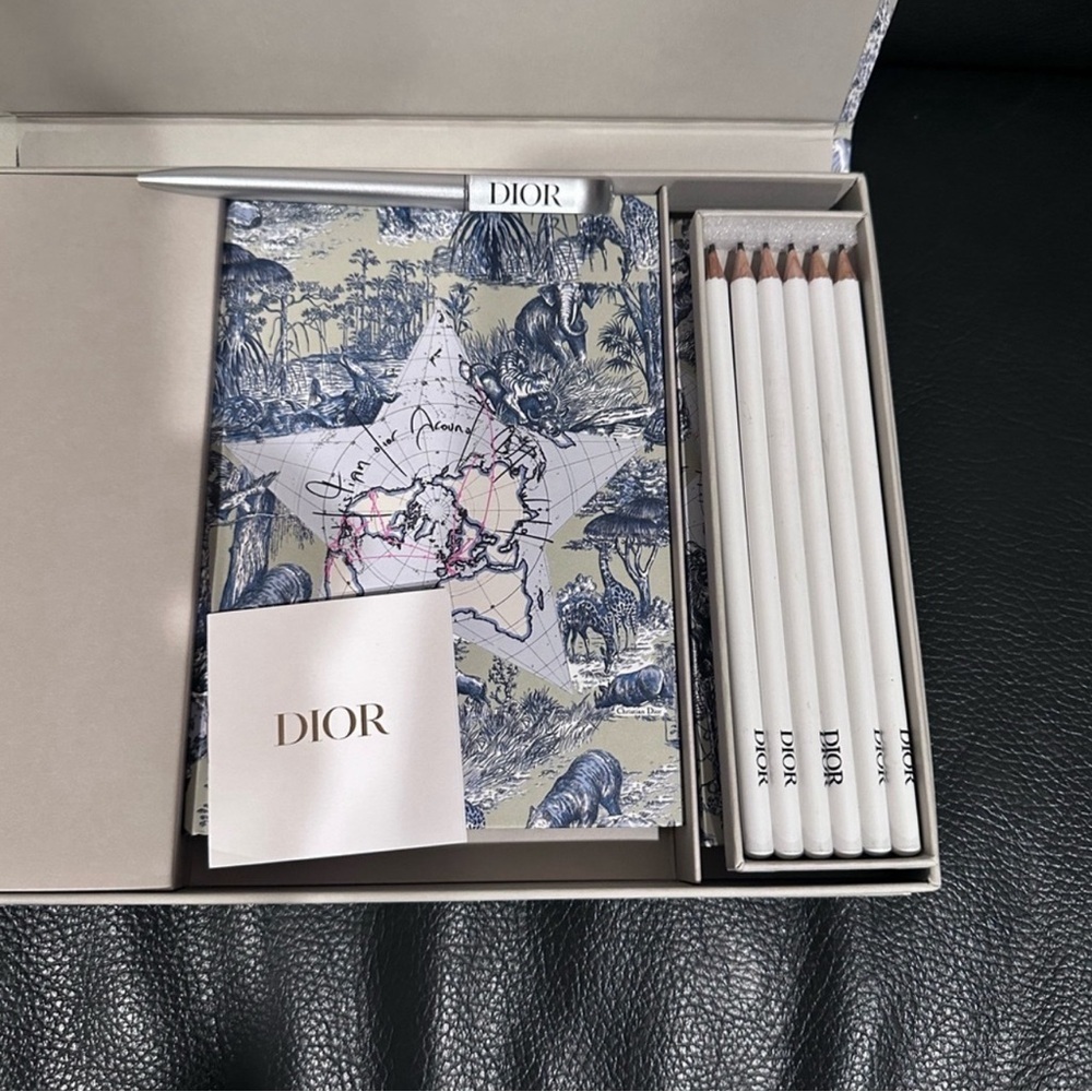 Dior Notebook Set - Picture 6 of 7